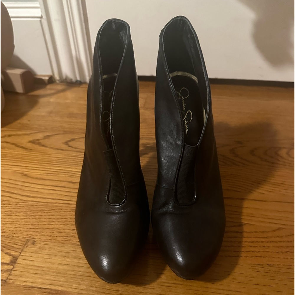 Discontinued Jessica Simpsons boots